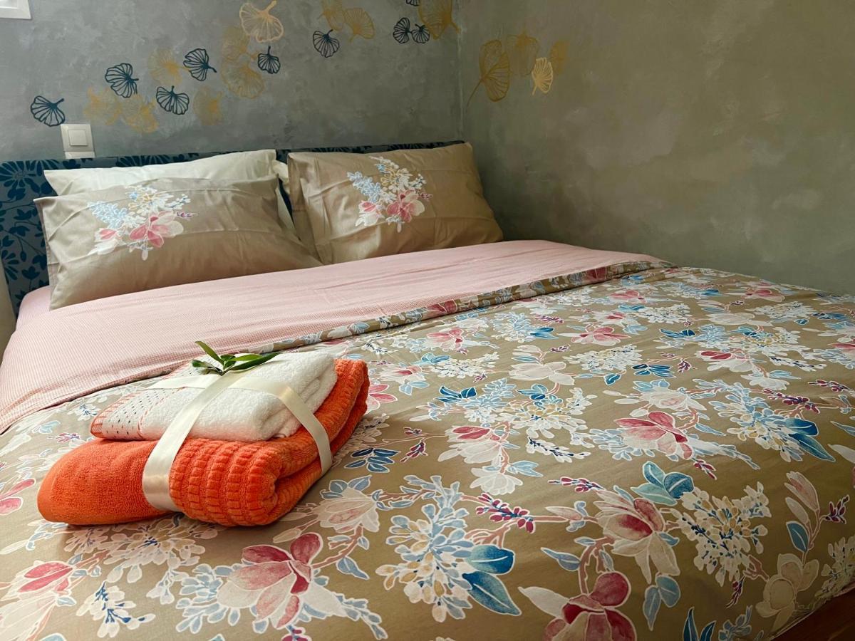 Cozy Tiny Apartment In The Heart Of Plaka Atene Esterno foto