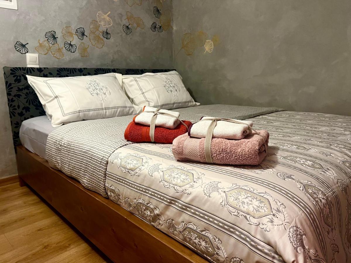 Cozy Tiny Apartment In The Heart Of Plaka Atene Esterno foto